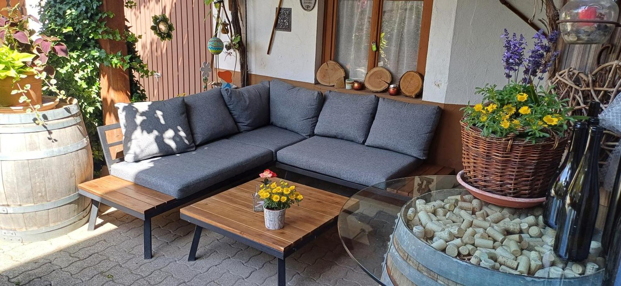 Haus Bienen Bed & Breakfast Ihringen Exterior photo